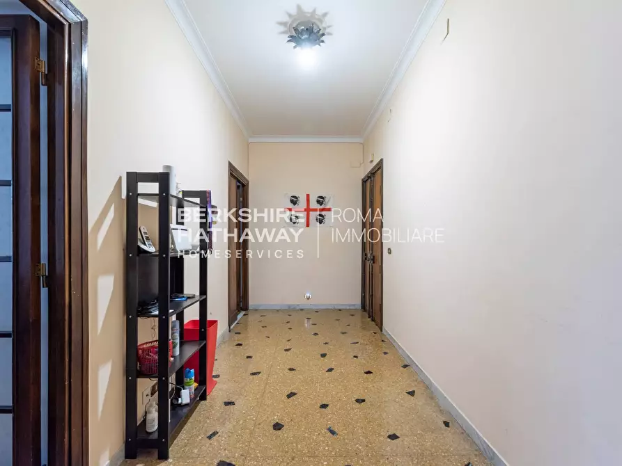 Immagine 29 di Appartamento in vendita  in Via Dessiè a Roma
