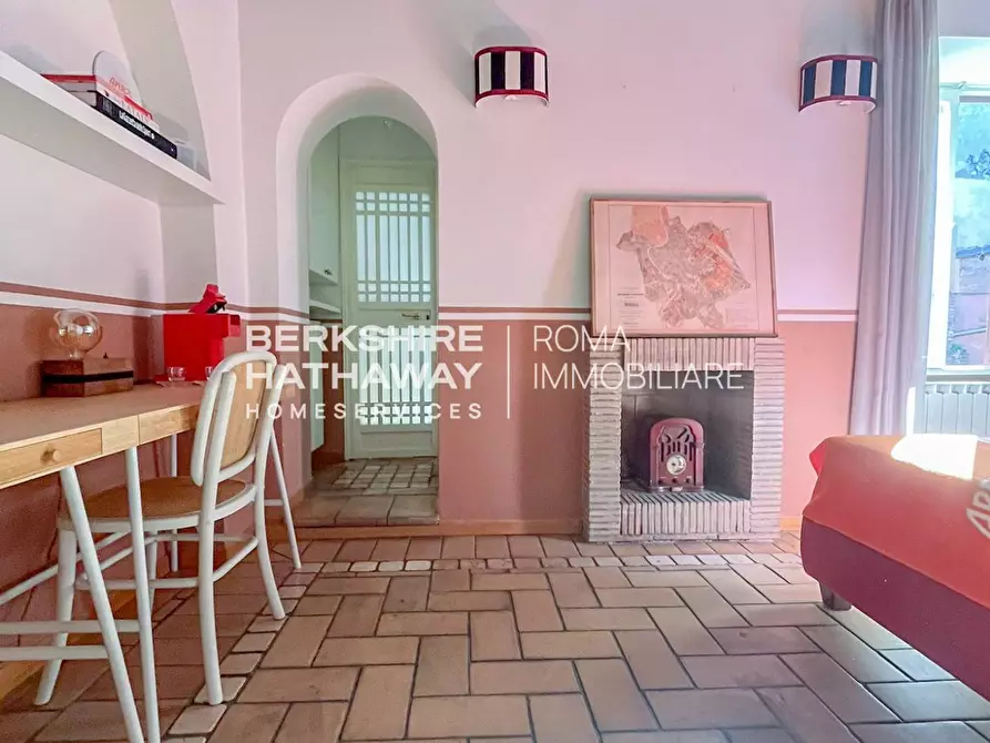 Immagine 4 di Appartamento in vendita  in Via Giulia 1 a Roma