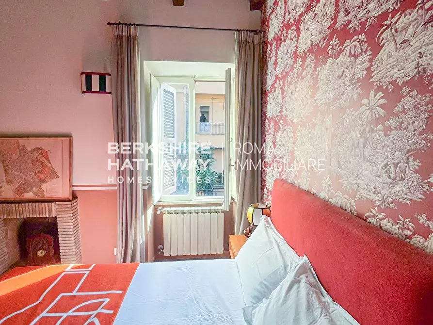 Immagine 5 di Appartamento in vendita  in Via Giulia 1 a Roma