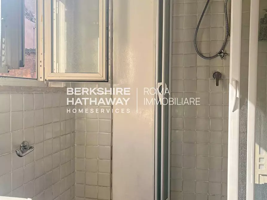 Immagine 15 di Appartamento in vendita  in Via Giulia 1 a Roma