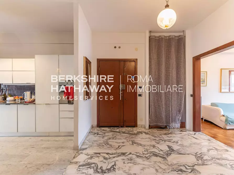 Immagine 6 di Appartamento in vendita  in Via Dante De Blasi 1 a Roma