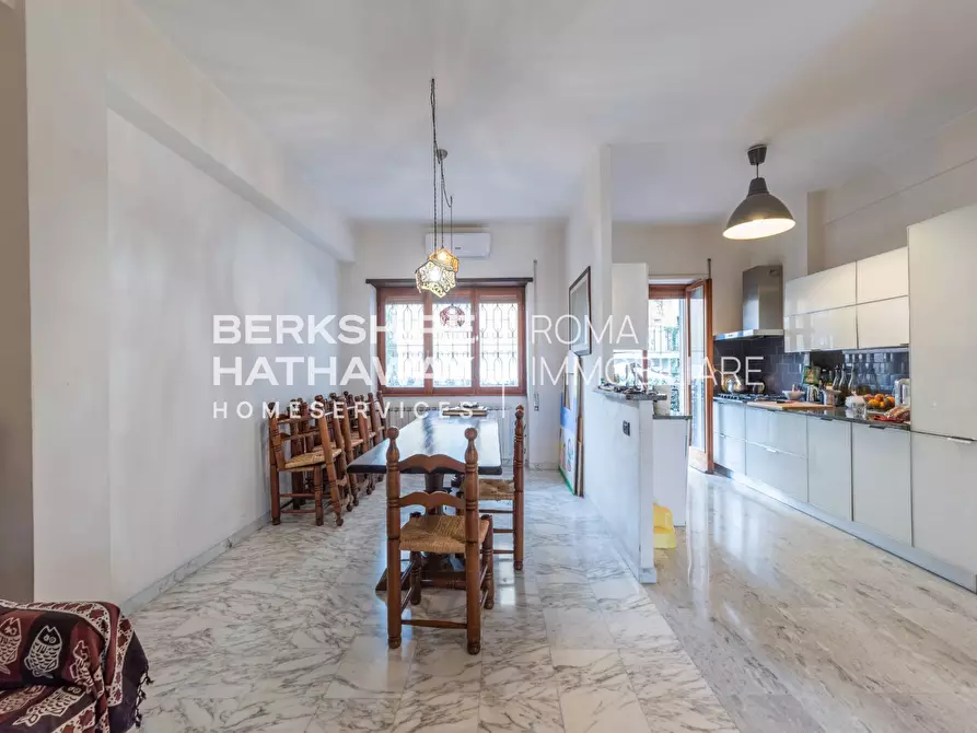 Immagine 8 di Appartamento in vendita  in Via Dante De Blasi 1 a Roma