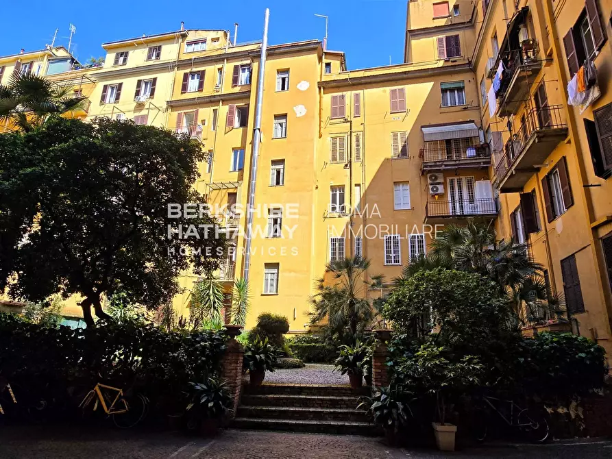 Immagine 5 di Appartamento in vendita  in Chiana a Roma