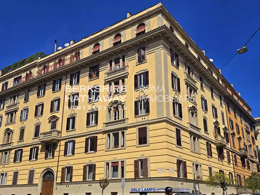 Immagine 9 di Appartamento in vendita  in Chiana a Roma