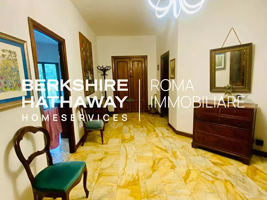 Immagine 17 di Villa in vendita  in Via Alida Valli a Roma