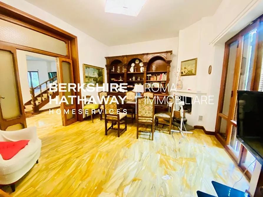Immagine 20 di Villa in vendita  in Via Alida Valli a Roma