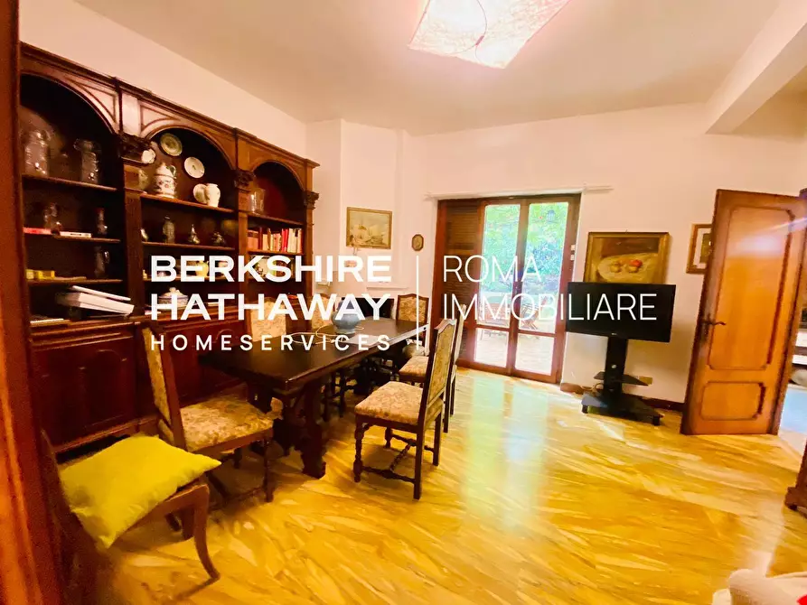 Immagine 23 di Villa in vendita  in Via Alida Valli a Roma