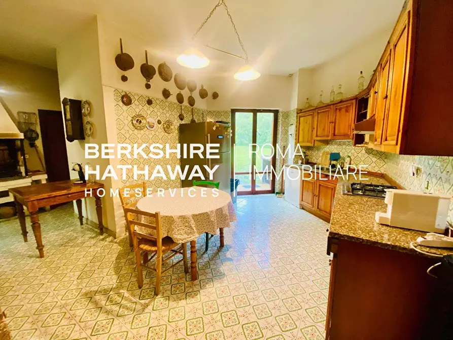 Immagine 24 di Villa in vendita  in Via Alida Valli a Roma