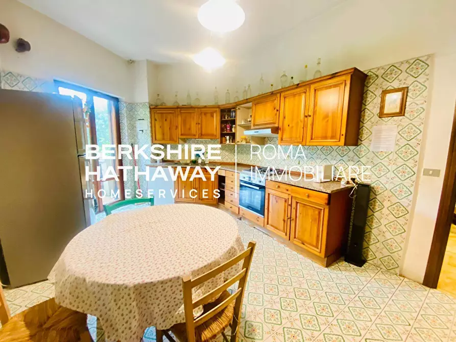 Immagine 25 di Villa in vendita  in Via Alida Valli a Roma