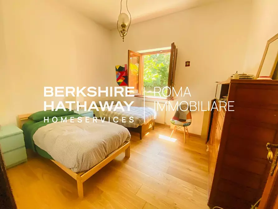 Immagine 33 di Villa in vendita  in Via Alida Valli a Roma