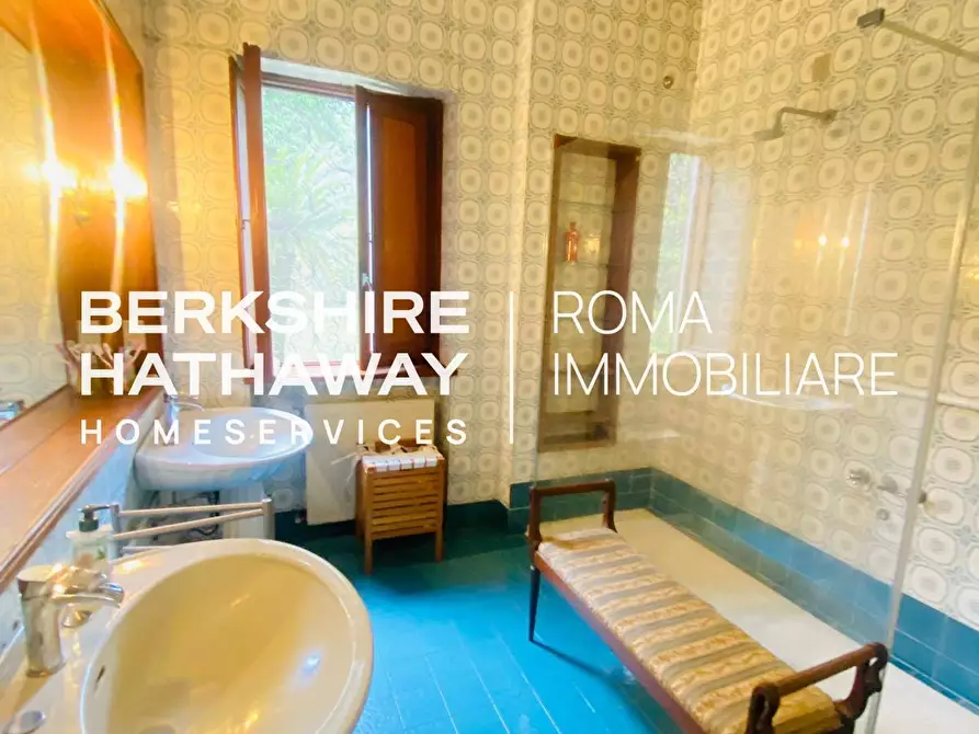 Immagine 35 di Villa in vendita  in Via Alida Valli a Roma