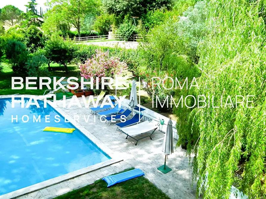 Immagine 49 di Villa in vendita  in Via Alida Valli a Roma