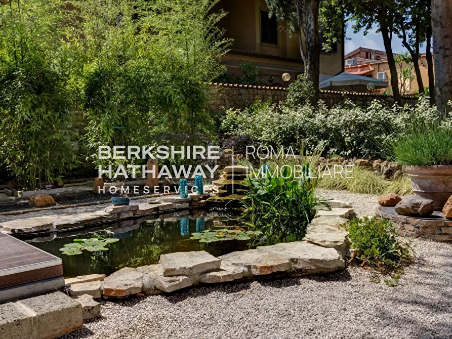 Immagine 9 di Villa in vendita  in Via Appia Antica 1 a Roma