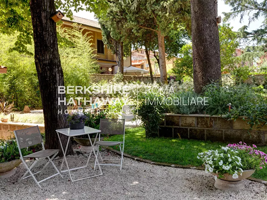 Immagine 10 di Villa in vendita  in Via Appia Antica 1 a Roma