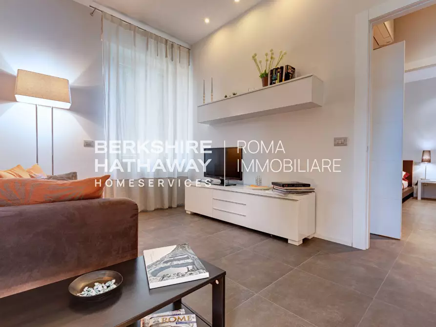 Immagine 33 di Villa in vendita  in Via Appia Antica 1 a Roma