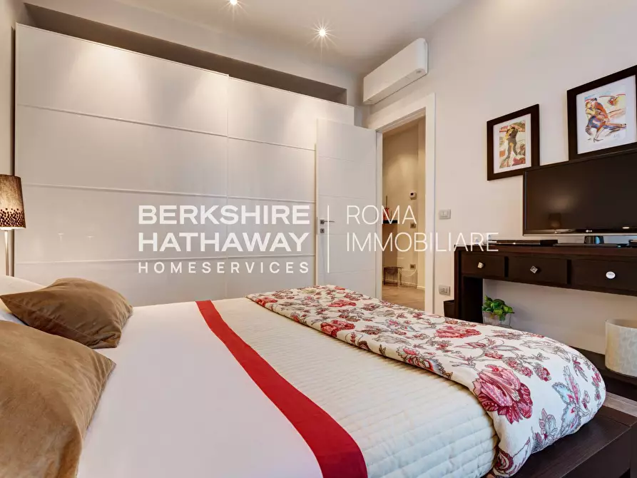 Immagine 39 di Villa in vendita  in Via Appia Antica 1 a Roma