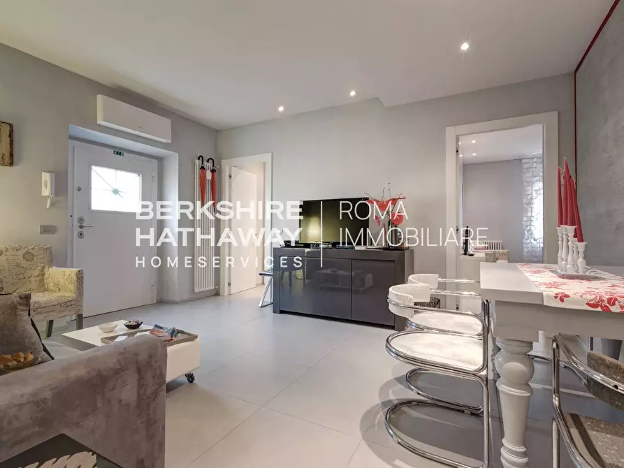 Immagine 43 di Villa in vendita  in Via Appia Antica 1 a Roma