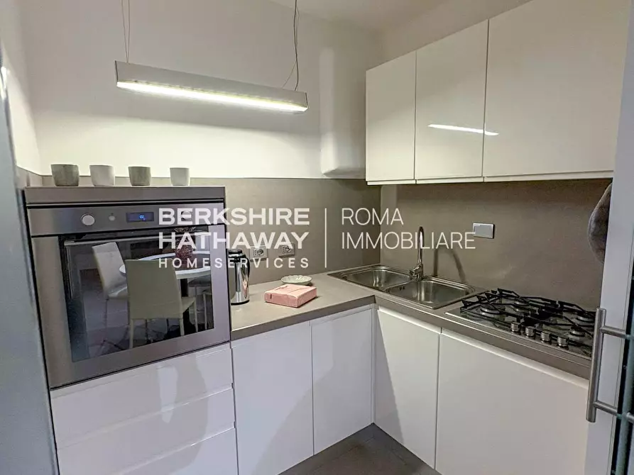 Immagine 6 di Appartamento in affitto  in Viale Angelico 1 a Roma