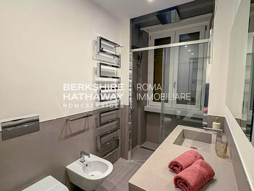 Immagine 8 di Appartamento in affitto  in Viale Angelico 1 a Roma