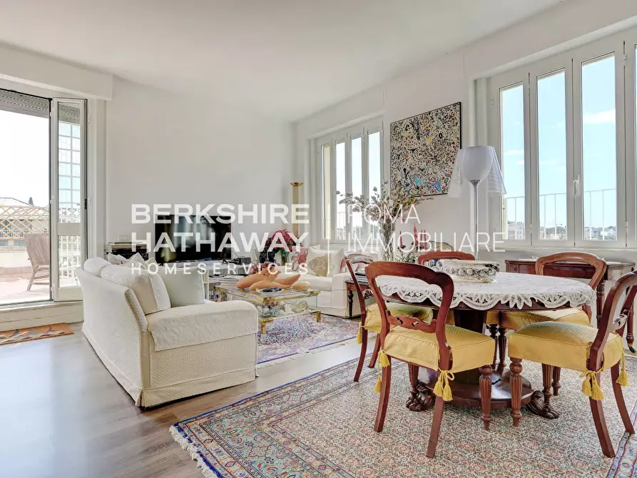 Immagine 2 di Appartamento in vendita  in Via Filippo Civinini 1 a Roma