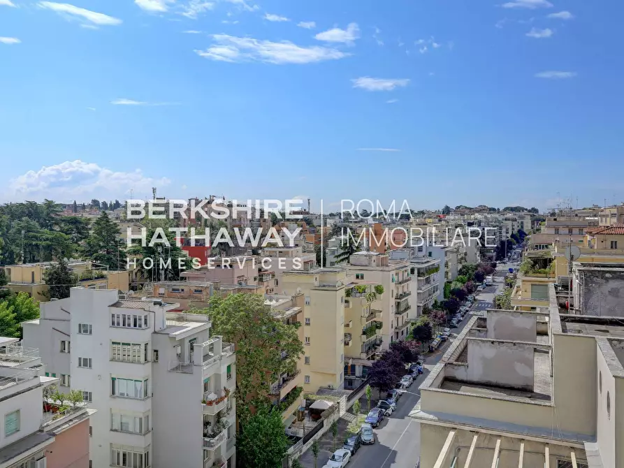 Immagine 21 di Appartamento in vendita  in Via Filippo Civinini 1 a Roma