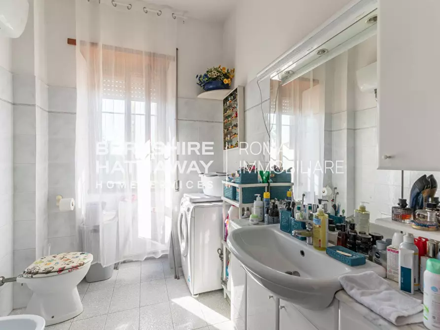 Immagine 14 di Appartamento in vendita  in Via Della Stazione Di Ottavia 1 a Roma