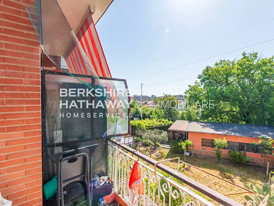 Immagine 20 di Appartamento in vendita  in Via Della Stazione Di Ottavia 1 a Roma