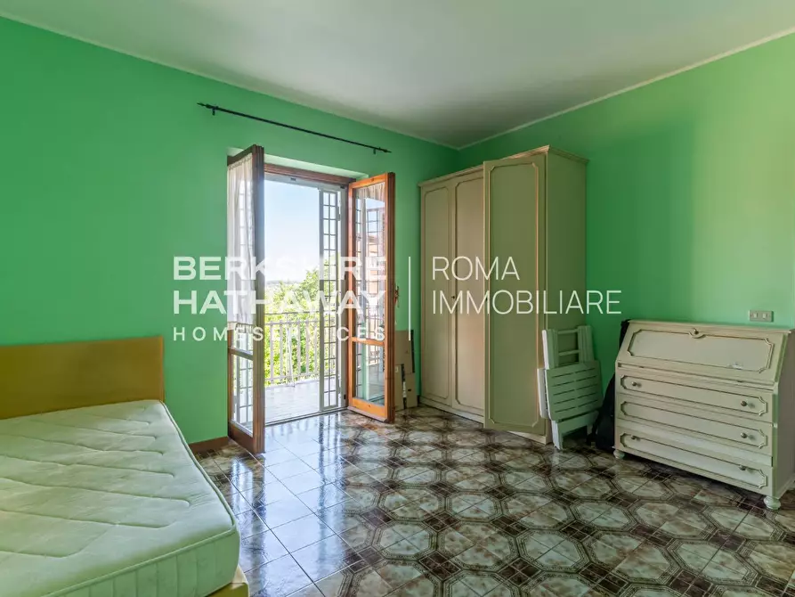 Immagine 12 di Appartamento in vendita  in Via Della Stazione Di Ottavia 1 a Roma