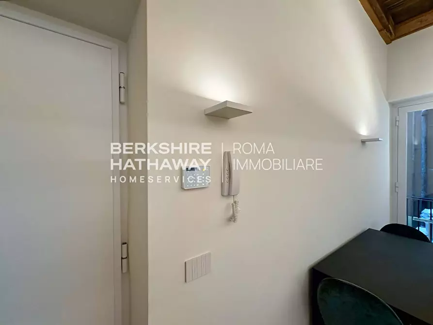 Immagine 7 di Appartamento in affitto  in Via Di San Basilio 1 a Roma