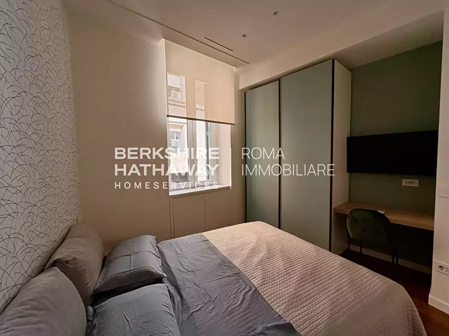 Immagine 10 di Appartamento in affitto  in Via Di San Basilio 1 a Roma