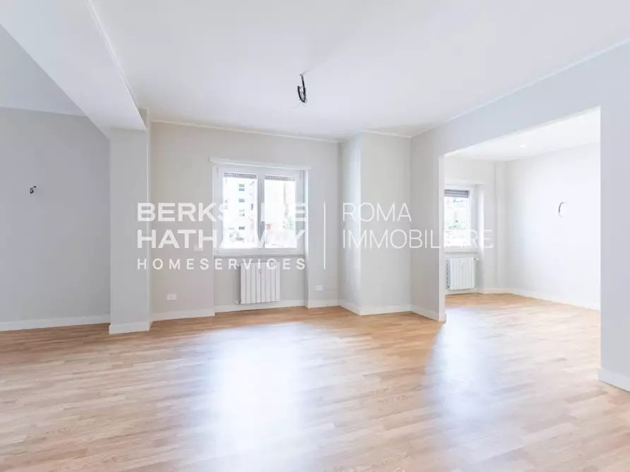 Immagine 1 di Appartamento in vendita  in Vincenzo Tizzani 18 a Roma