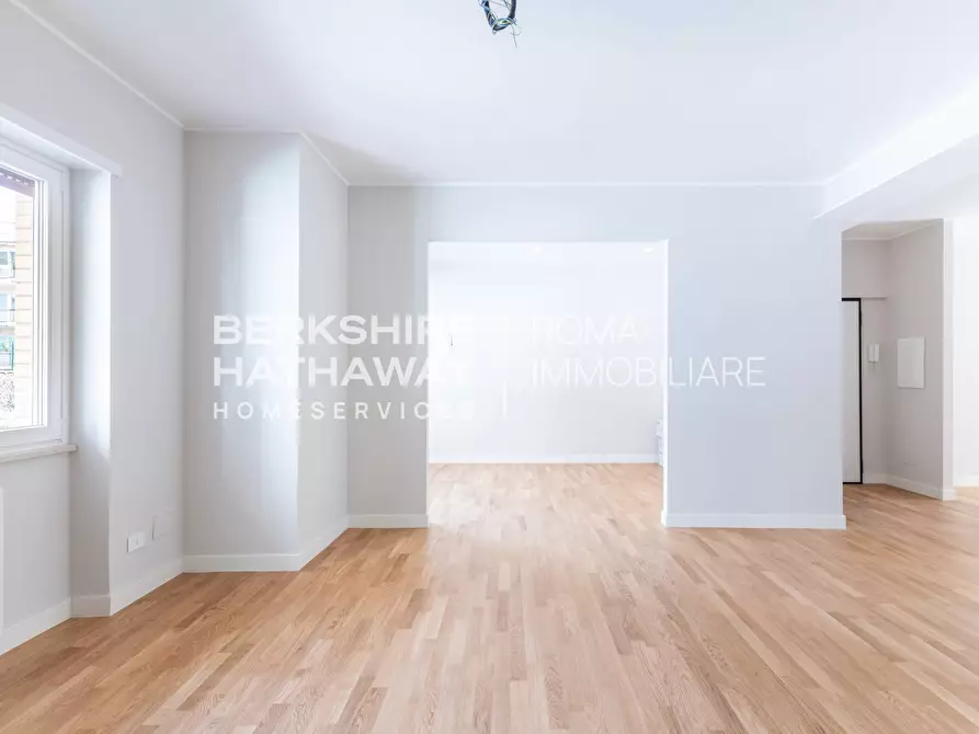 Immagine 5 di Appartamento in vendita  in Vincenzo Tizzani 18 a Roma