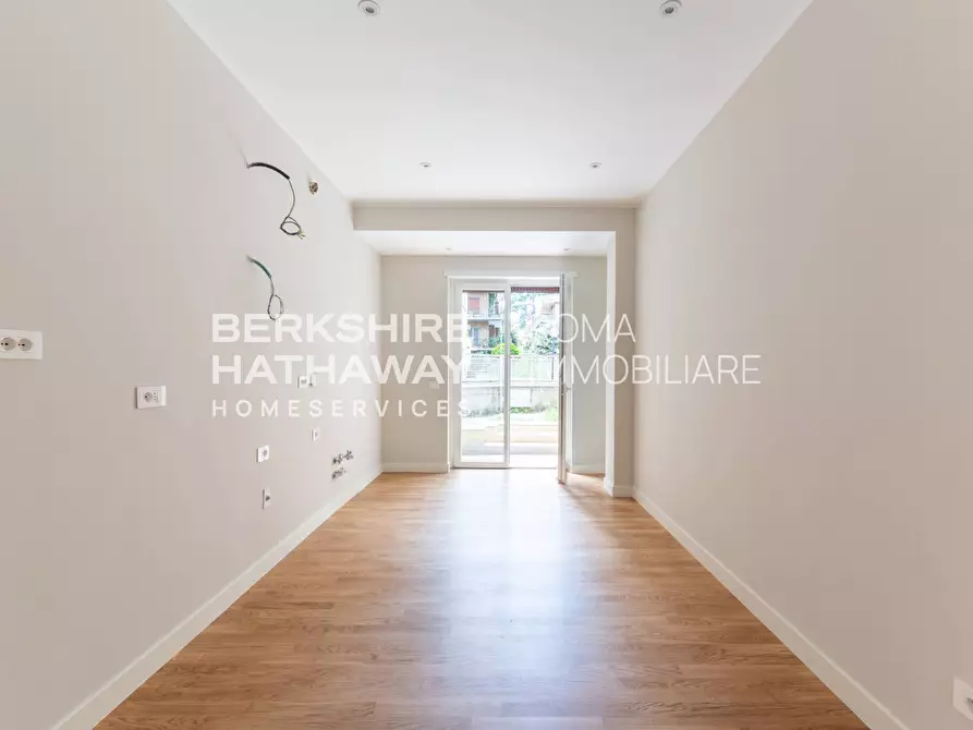 Immagine 12 di Appartamento in vendita  in Vincenzo Tizzani 18 a Roma