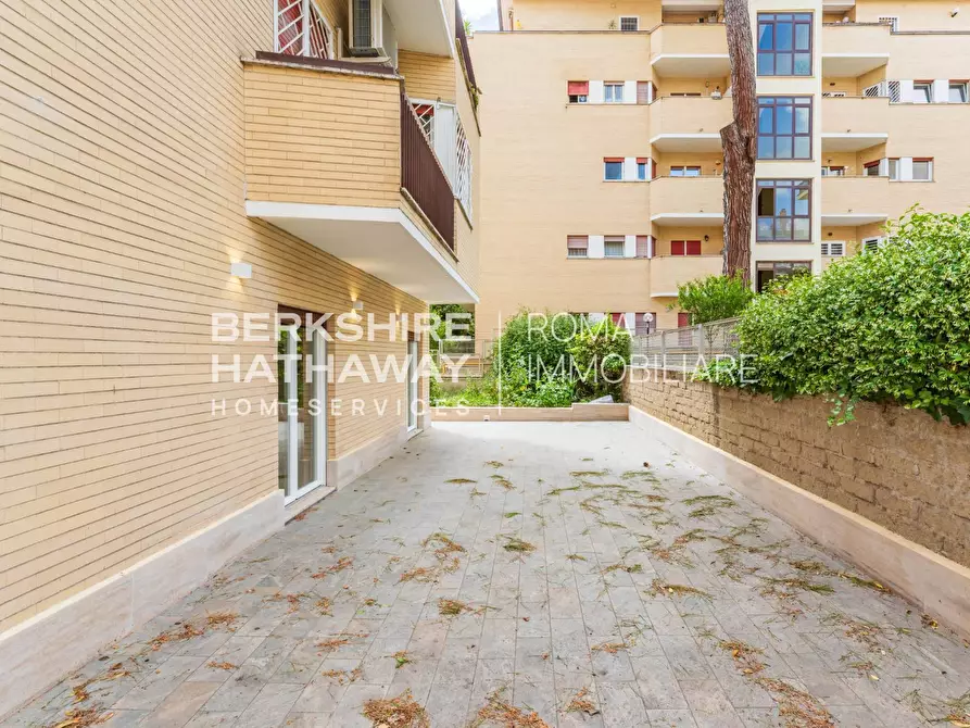 Immagine 29 di Appartamento in vendita  in Vincenzo Tizzani 18 a Roma