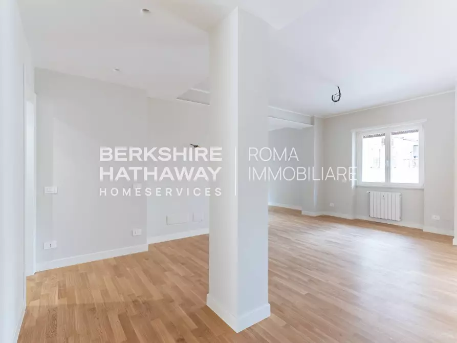 Immagine 34 di Appartamento in vendita  in Vincenzo Tizzani 18 a Roma