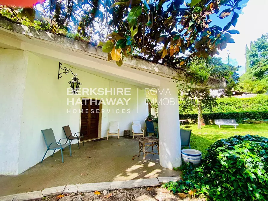 Immagine 63 di Villa in vendita  in Via Alida Valli a Roma