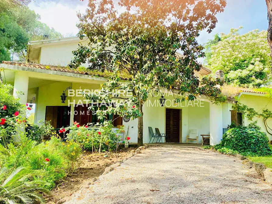 Immagine 64 di Villa in vendita  in Via Alida Valli a Roma