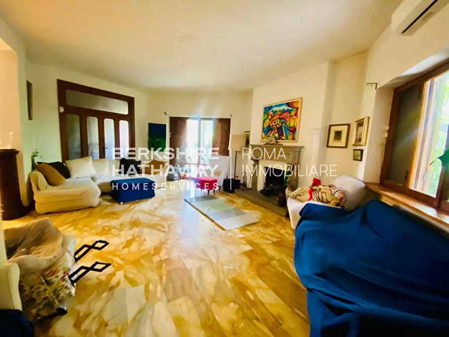 Immagine 22 di Villa in vendita  in Via Alida Valli a Roma