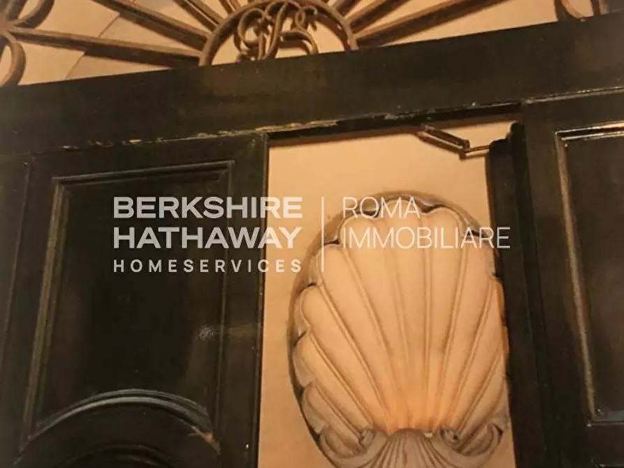 Immagine 41 di Appartamento in vendita  in Via del Pantheon a Roma