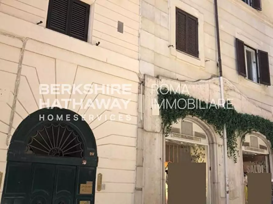 Immagine 42 di Appartamento in vendita  in Via del Pantheon a Roma