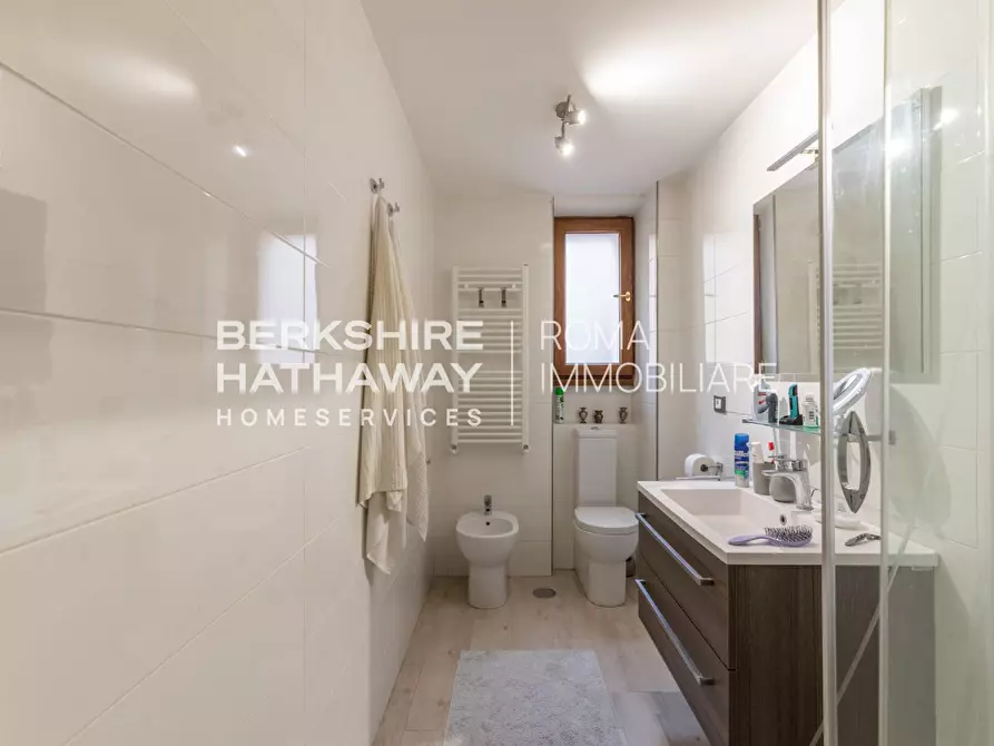 Immagine 9 di Appartamento in vendita  in Via Vittorio Veneto 1 a Roma