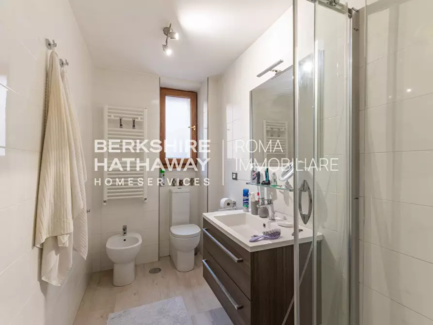 Immagine 10 di Appartamento in vendita  in Via Vittorio Veneto 1 a Roma