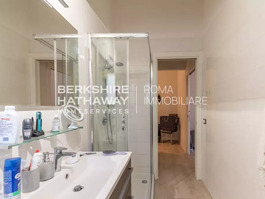 Immagine 11 di Appartamento in vendita  in Via Vittorio Veneto 1 a Roma