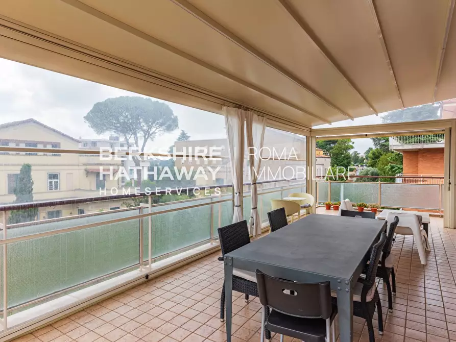 Immagine 12 di Attico in vendita  in Via Paolo Bentivoglio 1 a Roma