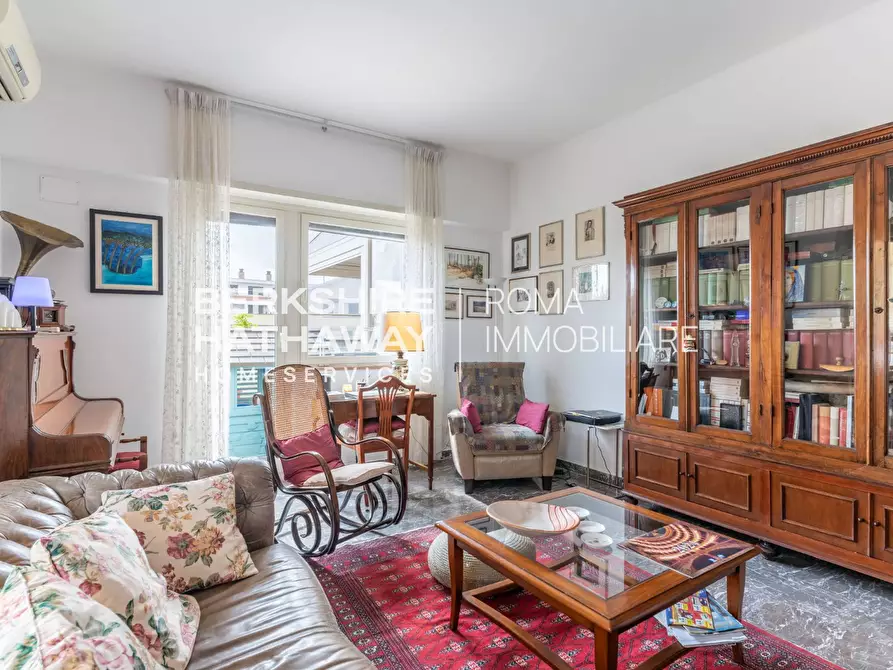 Immagine 14 di Attico in vendita  in Via Paolo Bentivoglio 1 a Roma