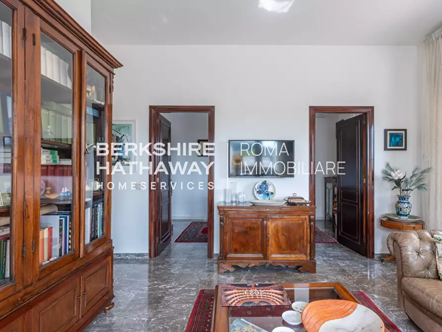 Immagine 17 di Attico in vendita  in Via Paolo Bentivoglio 1 a Roma