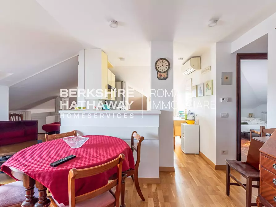 Immagine 33 di Attico in vendita  in Via Paolo Bentivoglio 1 a Roma