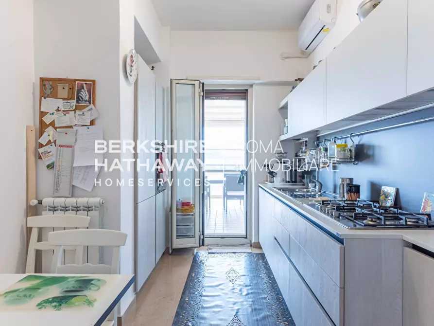 Immagine 36 di Attico in vendita  in Via Paolo Bentivoglio 1 a Roma