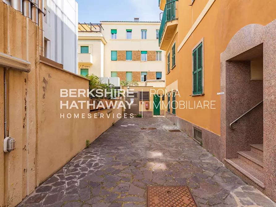 Immagine 32 di Casa indipendente in vendita  in Lungomare Paolo Toscanelli 63 a Roma