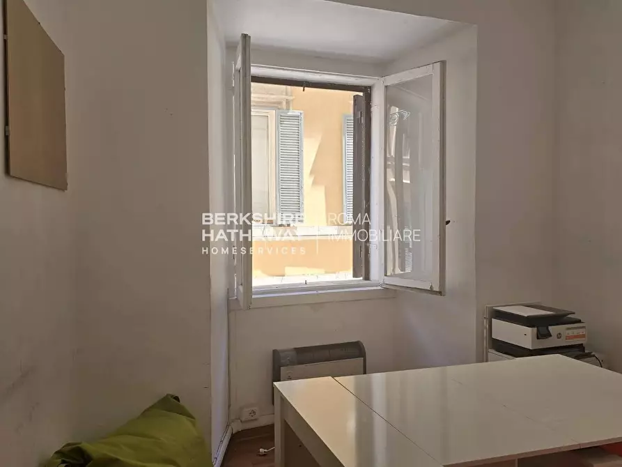 Immagine 5 di Appartamento in vendita  in Via del Pantheon a Roma